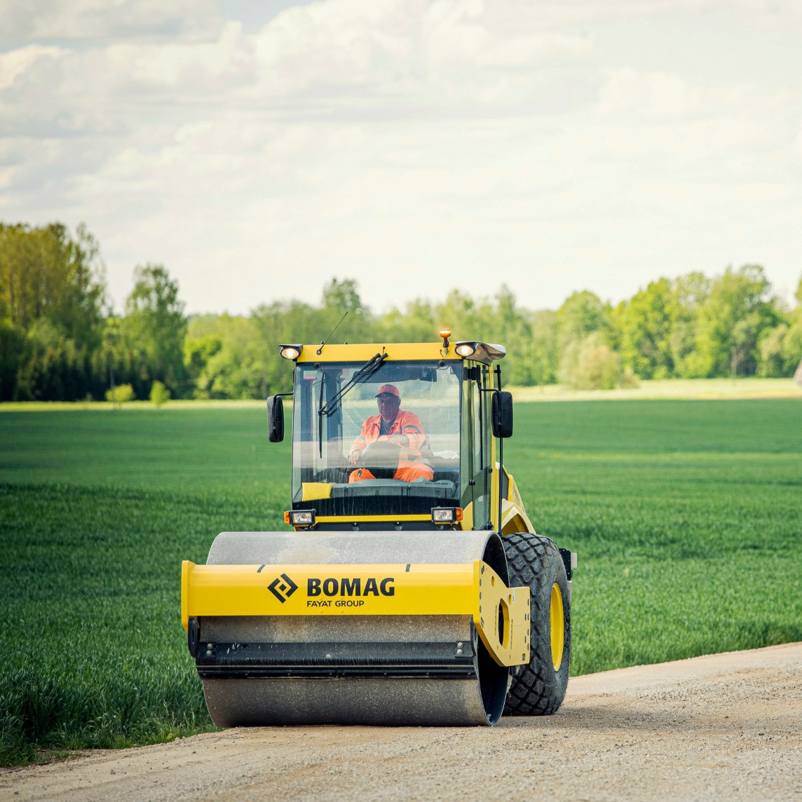  Asfalta veltņi, grunts veltņi, pneimoveltņi